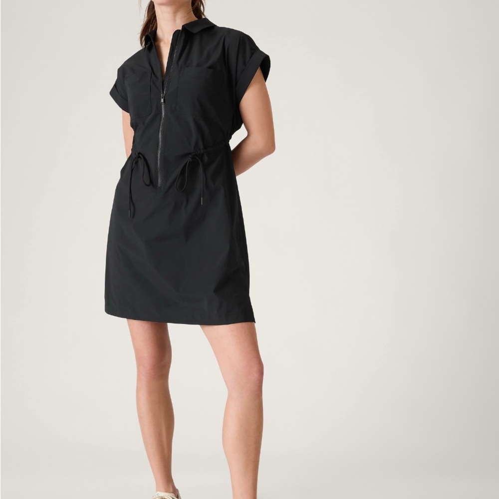 Athleta Topspin dress Black Short Sleeve Dress. Size medium.
